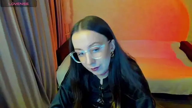 CurlySteph online show from 04-04-26, 04:35