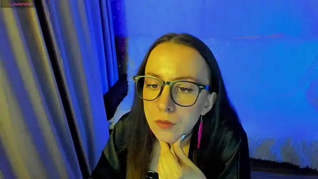 CurlySteph online show from 11-03-25, 07:39