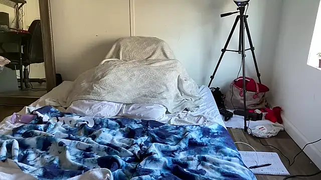 magicsparkles online show from 01-31-25, 09:37