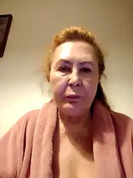 Hottie-Mom online show from 04-19-26, 08:55
