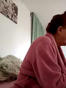 Hottie-Mom online show from 05-12-26, 08:54