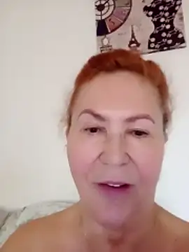 Hottie-Mom online show from 11-01-25, 09:03