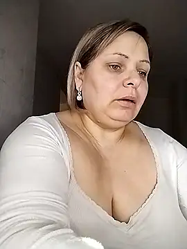 EvaCristal online show from 01-13-26, 06:39