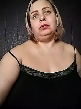 Snapshot of EvaCristal chatting on 03-11-25, 07:58 EvaCristal online show from 03-11-25, 07:58
