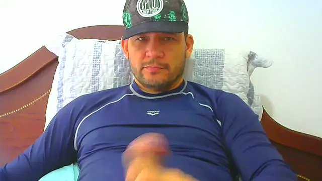 altenori112 online show from 12-05-25, 06:17