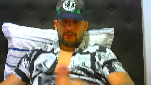 altenori112 online show from 10-31-25, 01:46