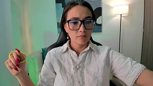 SaraParker  online show from 06-02-26, 12:32