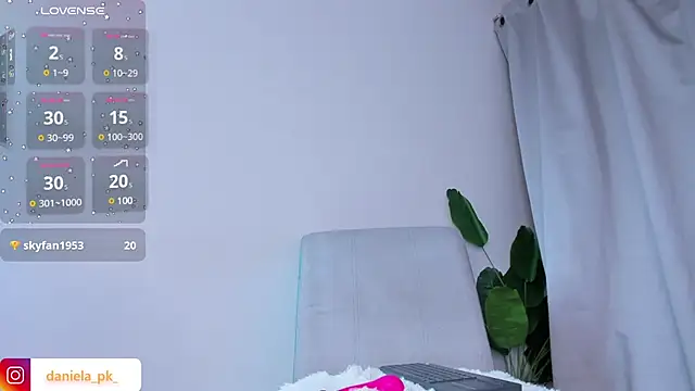 roxy pk  online show from 03-13-25, 06:12