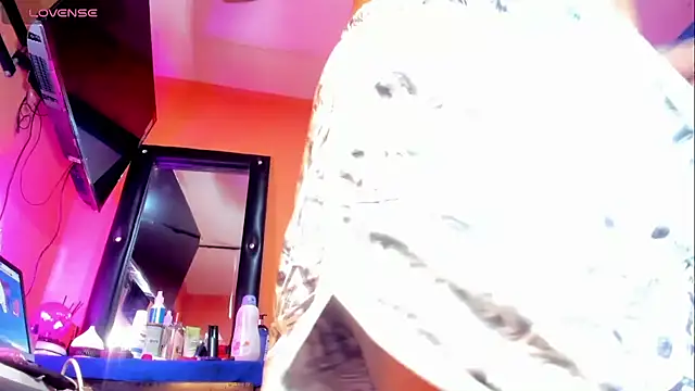 Sammybitchx online show from 10-17-25, 10:22