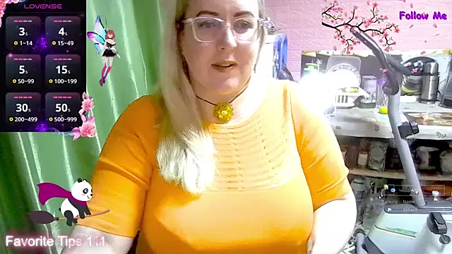 Ginesia online show from 11-30-25, 11:44