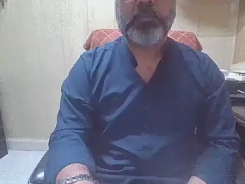 Snapshot of hairymaster95 chatting on 07-16-26, 04:31 hairymaster95 online show from 07-16-26, 04:31