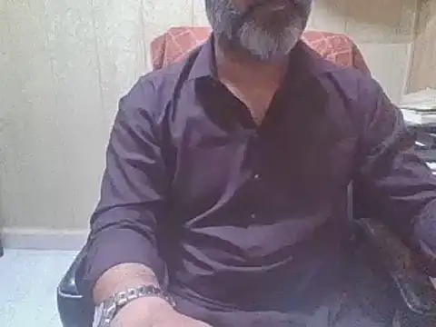 Snapshot of hairymaster95 chatting on 07-15-26, 04:41 hairymaster95 online show from 07-15-26, 04:41