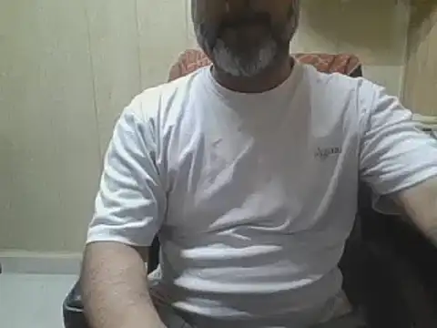 hairymaster95 online show from 05-17-26, 07:19
