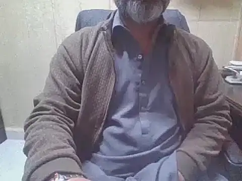 hairymaster95 online show from 12-21-25, 06:37