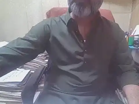 hairymaster95 online show from 11-07-25, 04:17