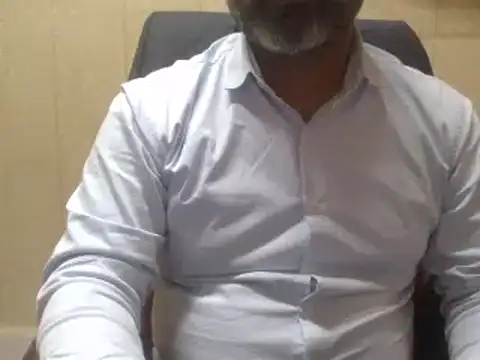 hairymaster95 online show from 02-06-25, 11:09
