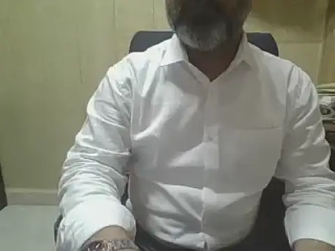 hairymaster95 online show from 05-07-26, 04:17