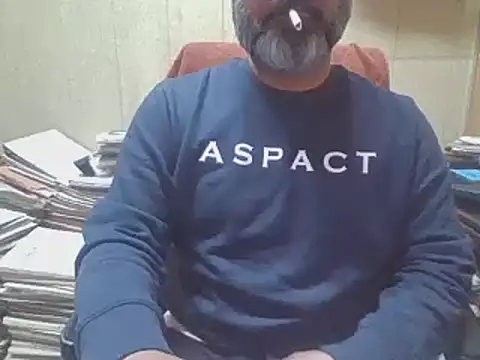 hairymaster95 online show from 11-16-25, 07:24