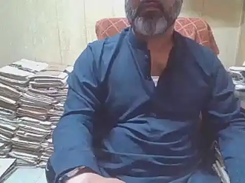 hairymaster95 online show from 10-28-25, 04:02