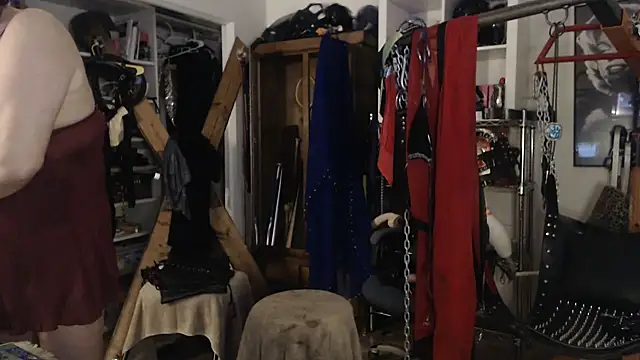 Snapshot of Transjoni chatting on 03-08-25, 03:35 Transjoni online show from 03-08-25, 03:35