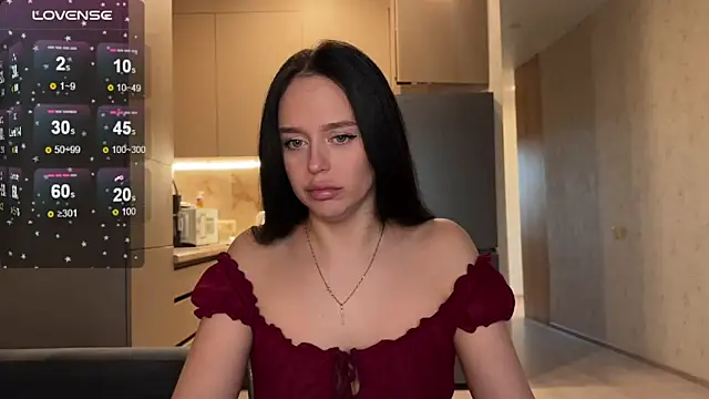 Megan Nilson online show from 04-21-26, 09:38
