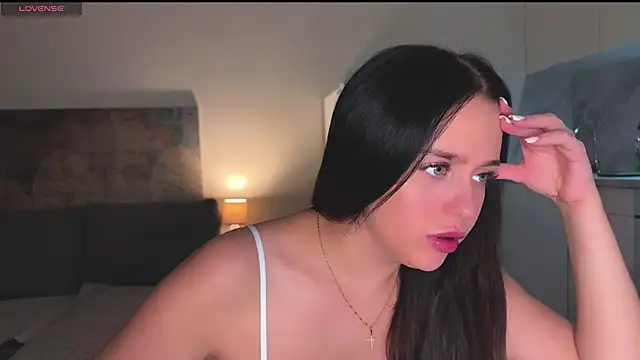 Snapshot of Megan_Nilson chatting on 02-12-25, 06:30 Megan Nilson online show from 02-12-25, 06:30