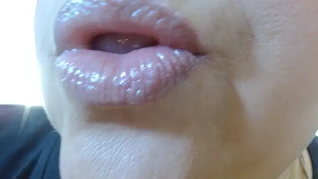 Kerly Doll online show from 02-06-26, 12:23