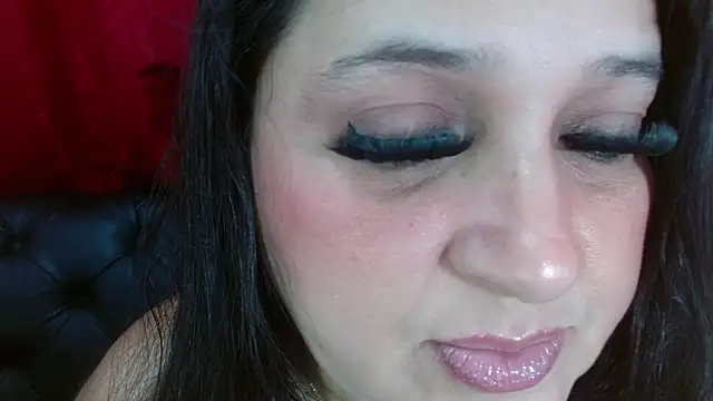 Kerly Doll online show from 12-20-25, 01:14