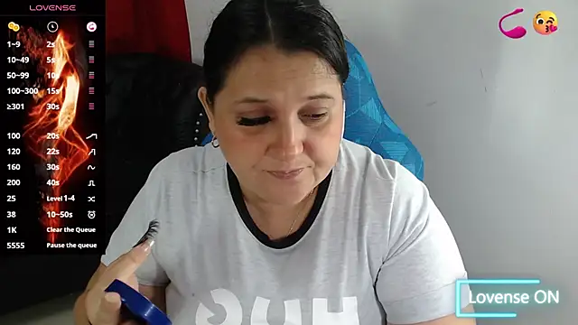 Kerly Doll online show from 11-09-25, 01:04