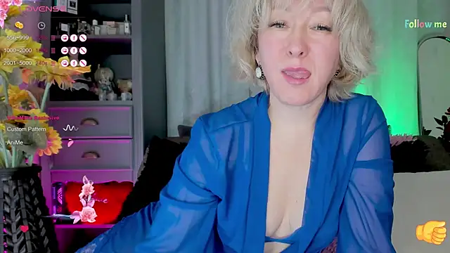 Mia Wintermood online show from 11-05-25, 05:10