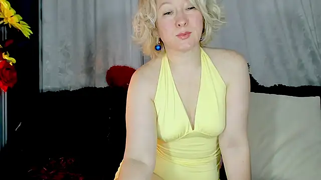 Snapshot of Mia_Wintermood chatting on 06-29-26, 09:05 Mia Wintermood online show from 06-29-26, 09:05
