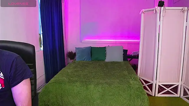 AlisaAleksandr online show from 10-05-25, 10:39