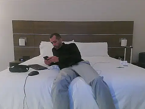 Snapshot of smokenstrokex chatting on 01-08-26, 10:05 smokenstrokex online show from 01-08-26, 10:05