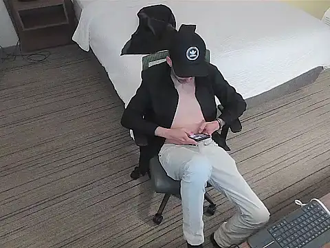 Snapshot of smokenstrokex chatting on 01-06-26, 08:57 smokenstrokex online show from 01-06-26, 08:57