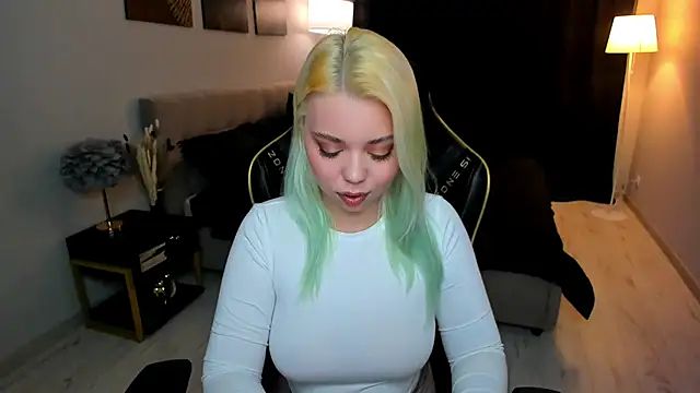 EnergyBunny 1 online show from 11-28-25, 07:36