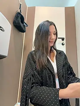  MiaQueen  online show from 11-07-25, 09:41