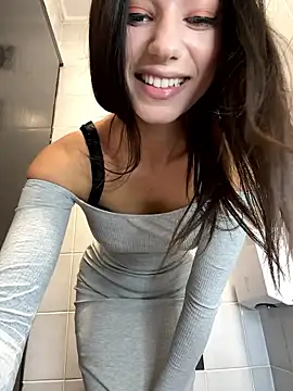  MiaQueen  online show from 01-15-26, 10:24