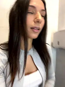  MiaQueen  online show from 01-07-26, 10:59