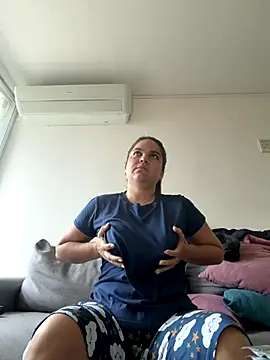 nurse becky online show from 01-08-26, 04:35