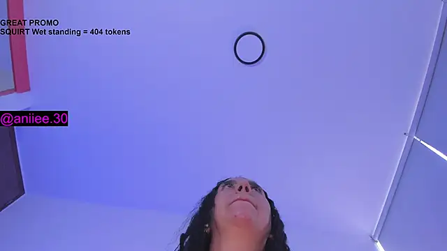 aniiee x online show from 09-25-25, 09:43