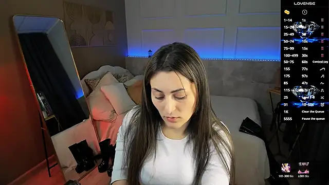 KylieMellow online show from 04-25-26, 01:14