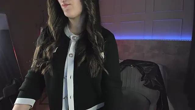 KylieMellow online show from 09-22-25, 05:46