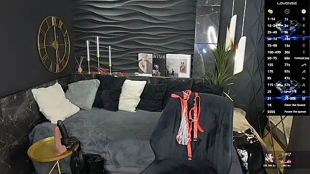 KylieMellow online show from 04-27-26, 01:31