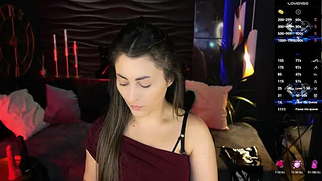 Snapshot of KylieMellow chatting on 07-03-26, 01:28 KylieMellow online show from 07-03-26, 01:28