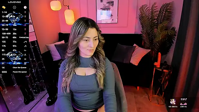 KylieMellow online show from 04-13-26, 01:15