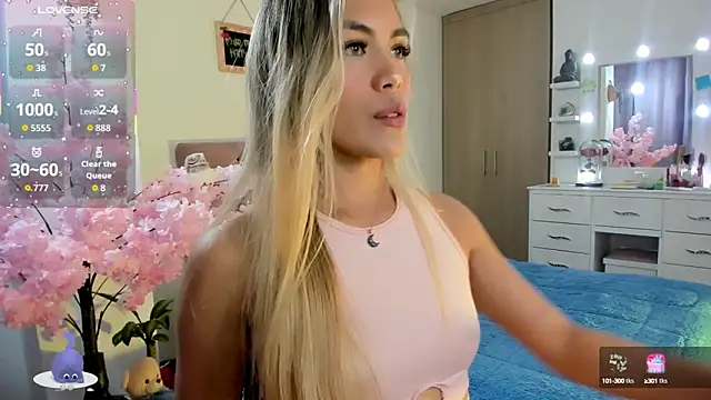 steewart  online show from 10-10-25, 03:07