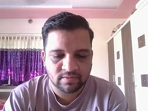 Snapshot of dhruv_love chatting on 09-10-25, 04:11 dhruv love online show from 09-10-25, 04:11