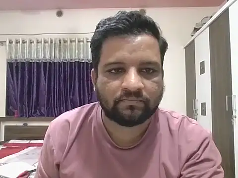 Snapshot of dhruv_love chatting on 09-30-25, 01:28 dhruv love online show from 09-30-25, 01:28