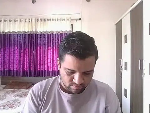 Snapshot of dhruv_love chatting on 10-13-25, 03:41 dhruv love online show from 10-13-25, 03:41