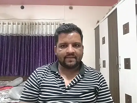 Snapshot of dhruv_love chatting on 06-16-26, 01:33 dhruv love online show from 06-16-26, 01:33